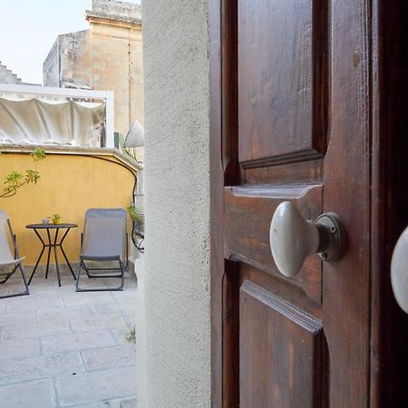 Ferienwohnung Upstairs - Skylight Lecce Exterior foto
